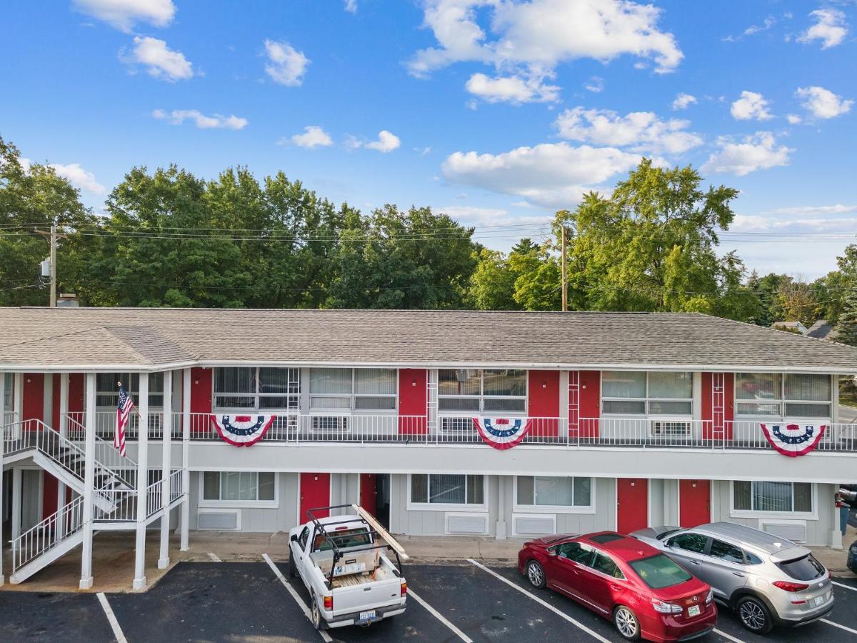 Grand Traverse Motel Traverse City Exterior photo